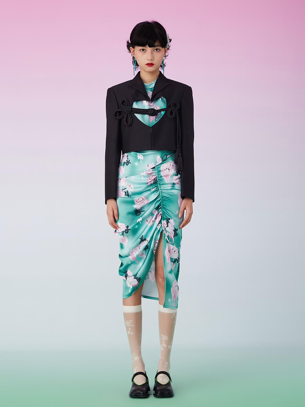 MUKZIN Black Chest Heart Design Short Coat