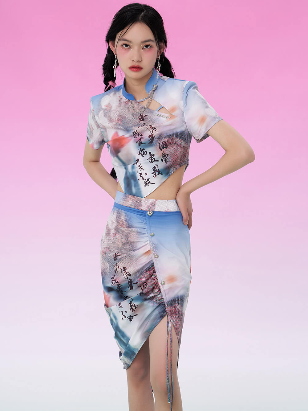 MUKZIN Asymmetric Printed Mid Skirt
