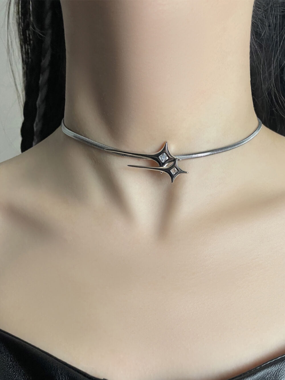 MUKTANK X WHITEHOLE Falling Star Necklace
