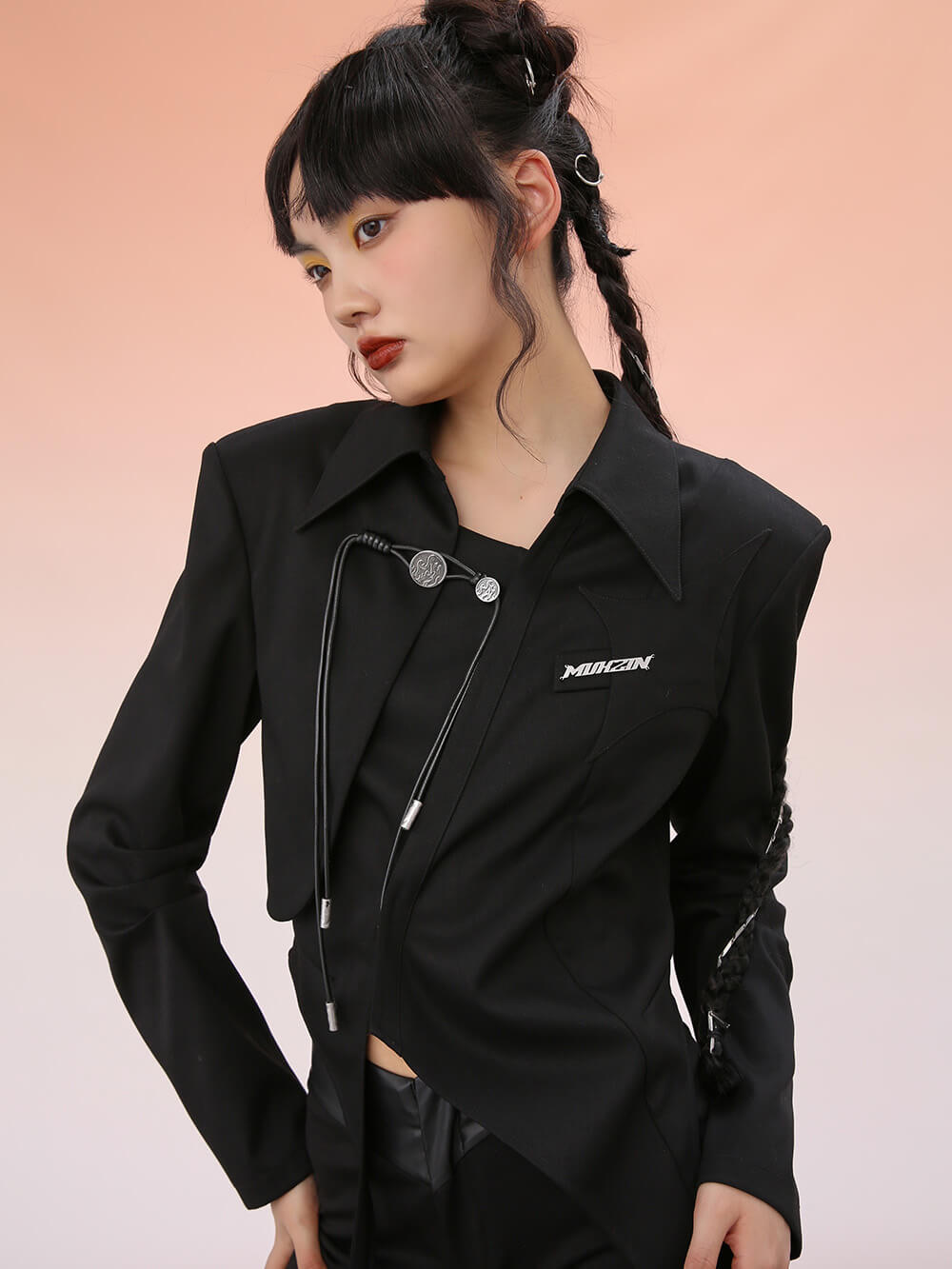 MUKZIN Cropped Asymmetric Shirt