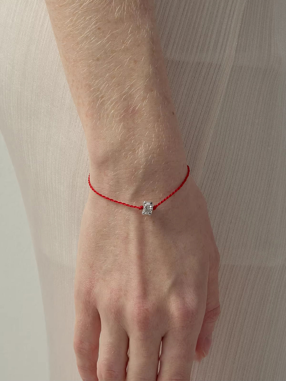 MUKTANK × SUN HUNTER Iris “Ruyi Bead” Red String Bracelet