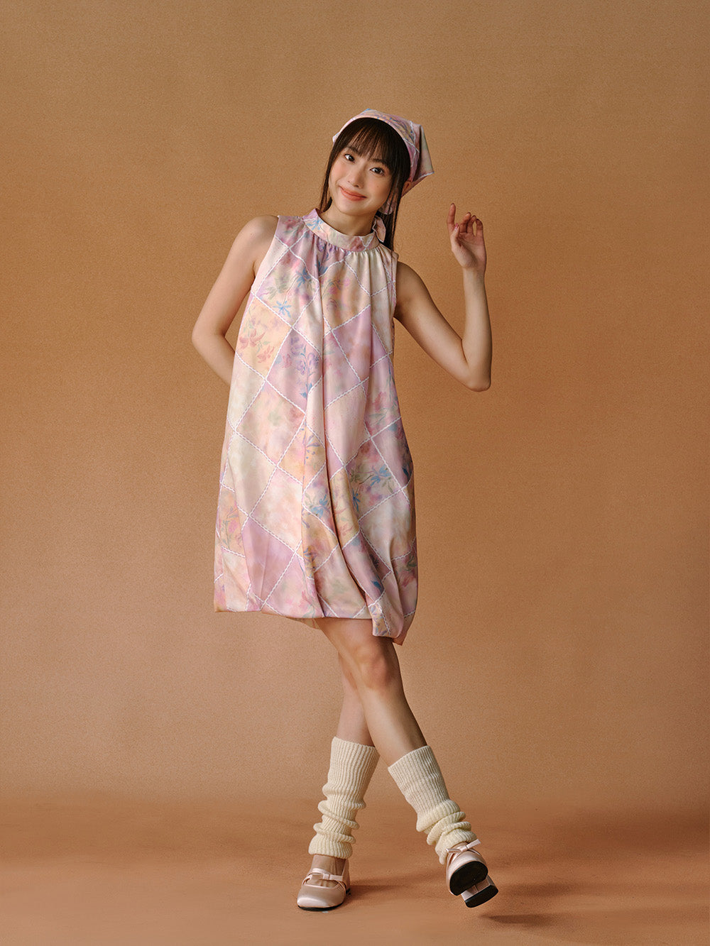 MUKTANK x LOUMUTAKU Youthful Plaid Pattern with Floral Ombre Halter-neck Dress