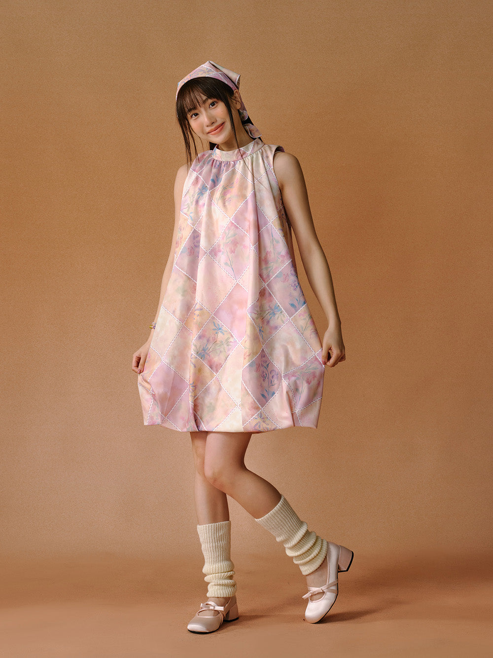 MUKTANK x LOUMUTAKU Youthful Plaid Pattern with Floral Ombre Halter-neck Dress