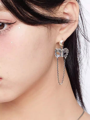 MUKTANK x QUANDO Mask Shaped Silver Earrings