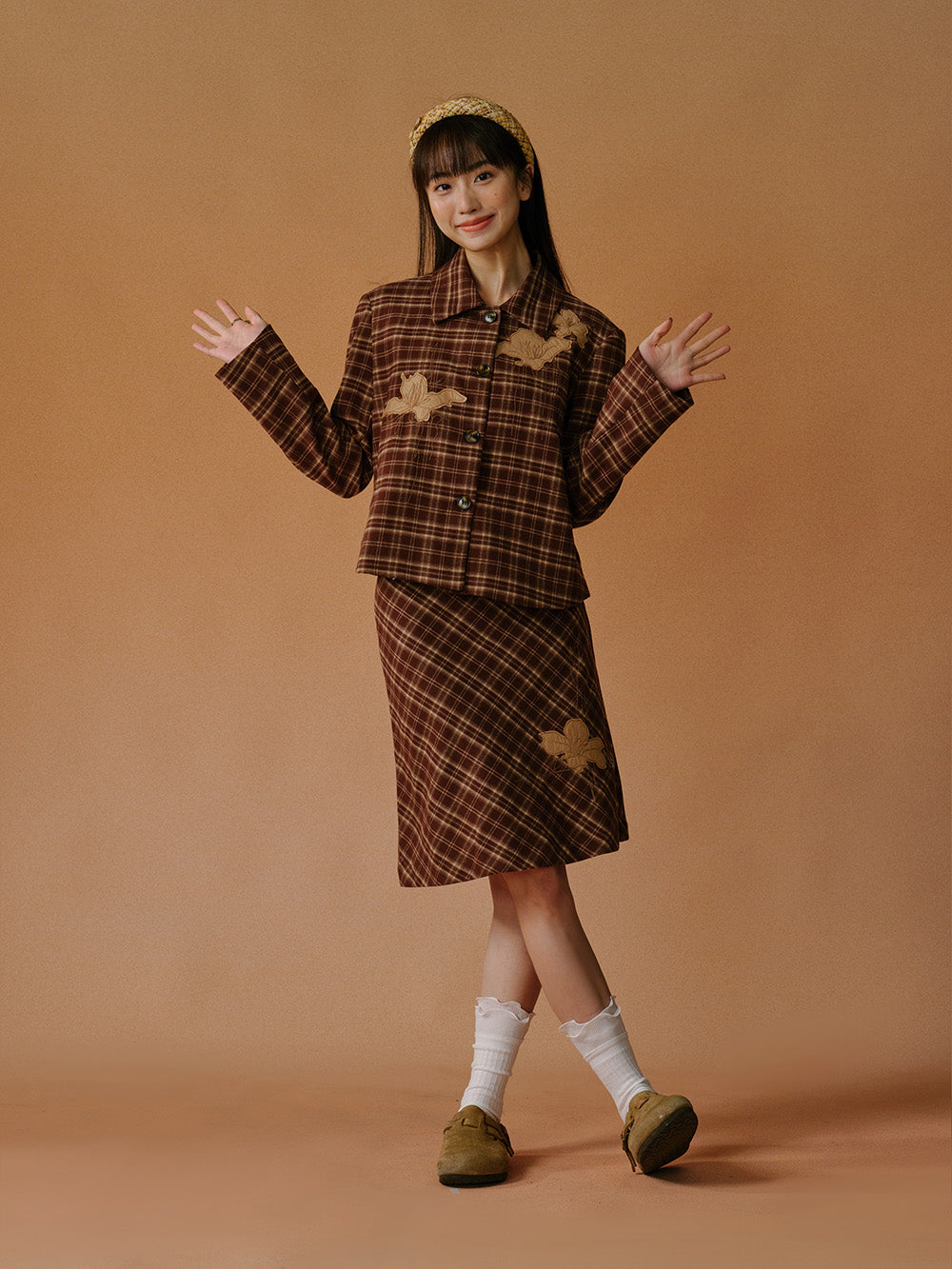MUKTANK x LOUMUTAKU Iris Flower Felted Wool Embroidered Plaid Skirt