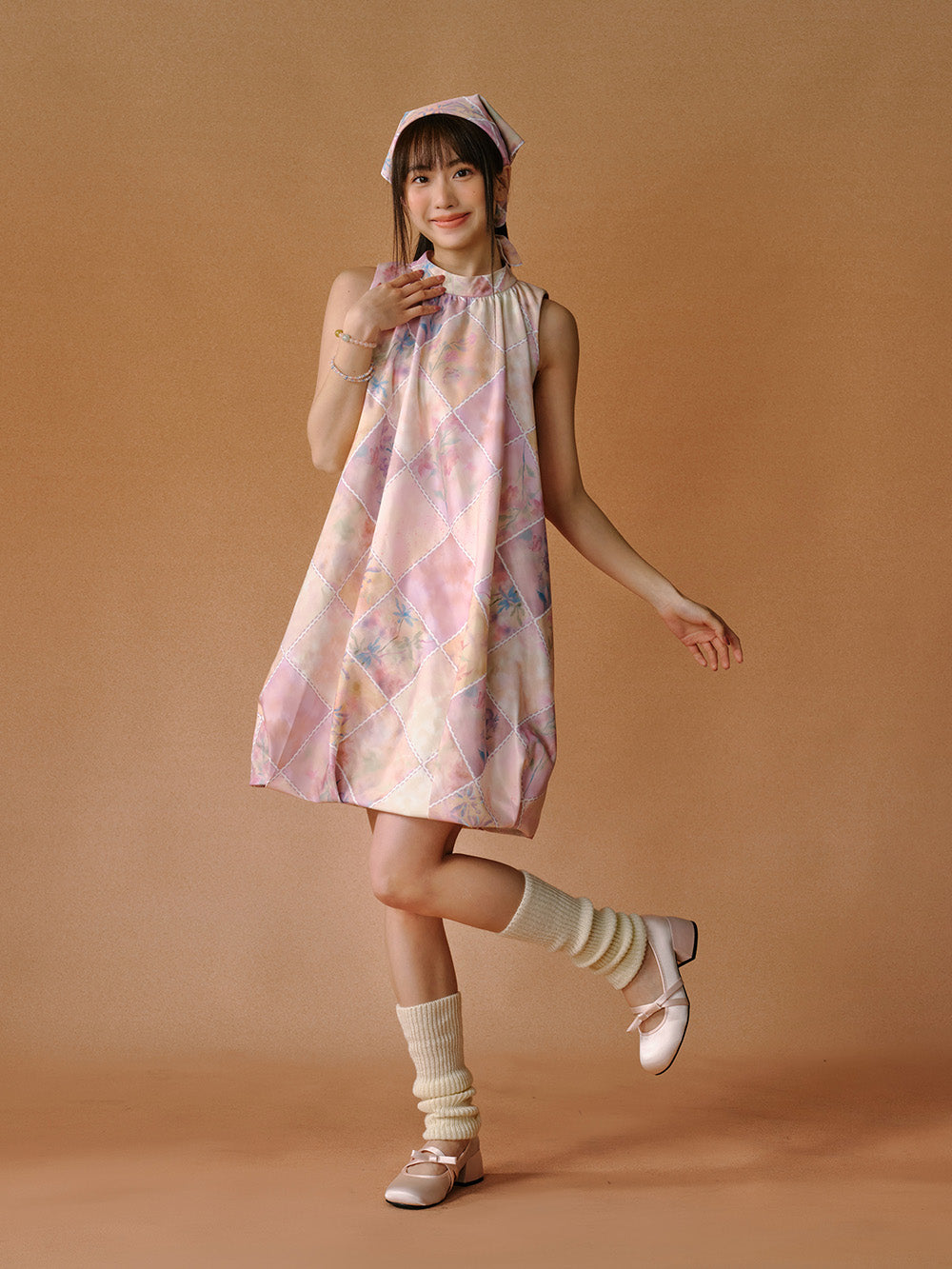 MUKTANK x LOUMUTAKU Youthful Plaid Pattern with Floral Ombre Halter-neck Dress