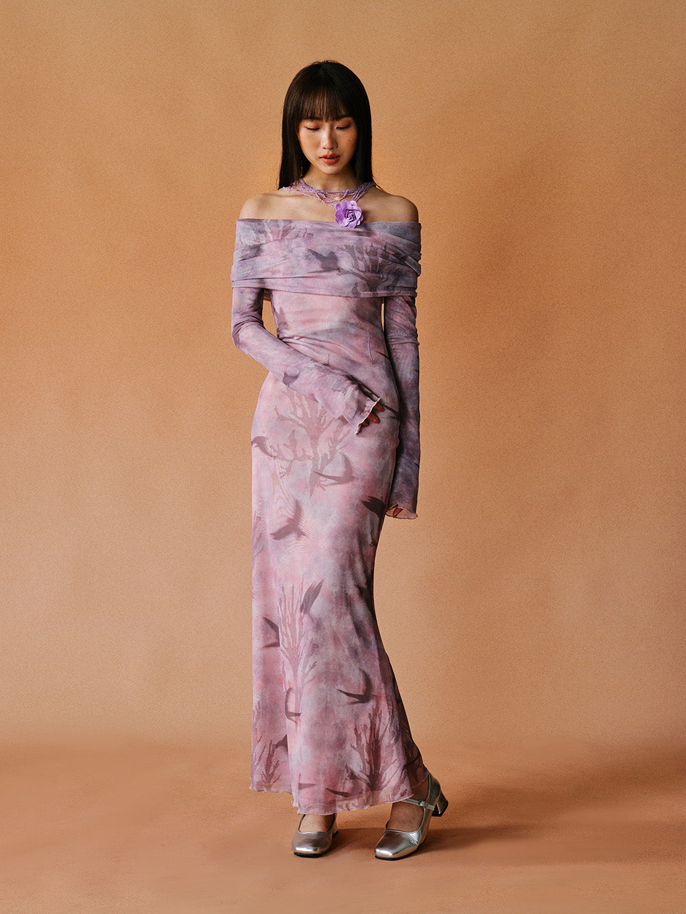 MUKTANK X LOUMUTAKU Vintage-Style Stretchy Mesh Fabric One-shoulder Dress