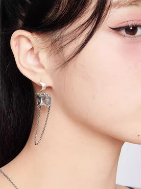 MUKTANK x QUANDO Mask Shaped Silver Earrings