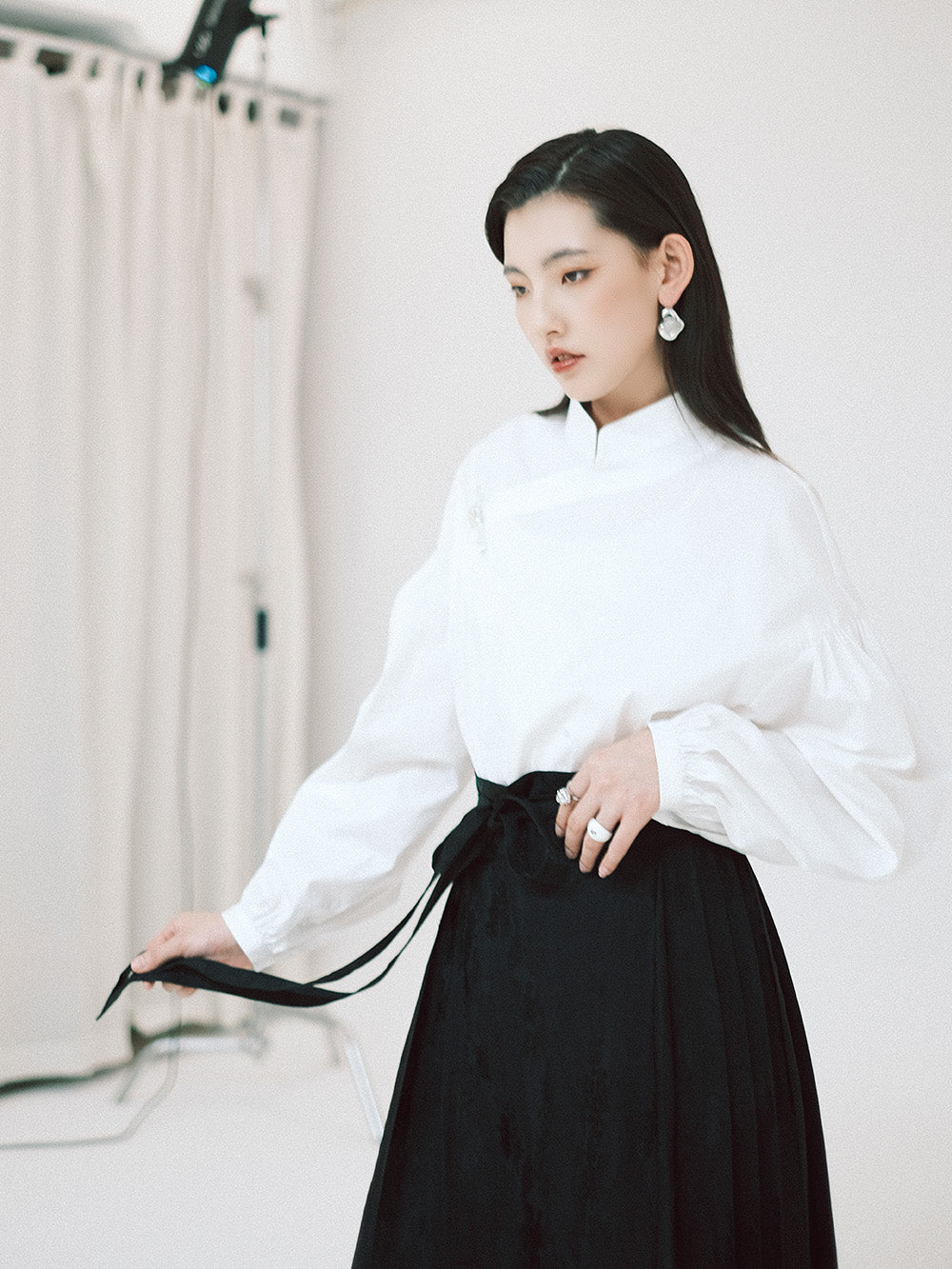 MUKZIN Lilong "White Jade" New Chinese-Style Button-Up Collar Loose Tang Dynasty-Inspired Shirt