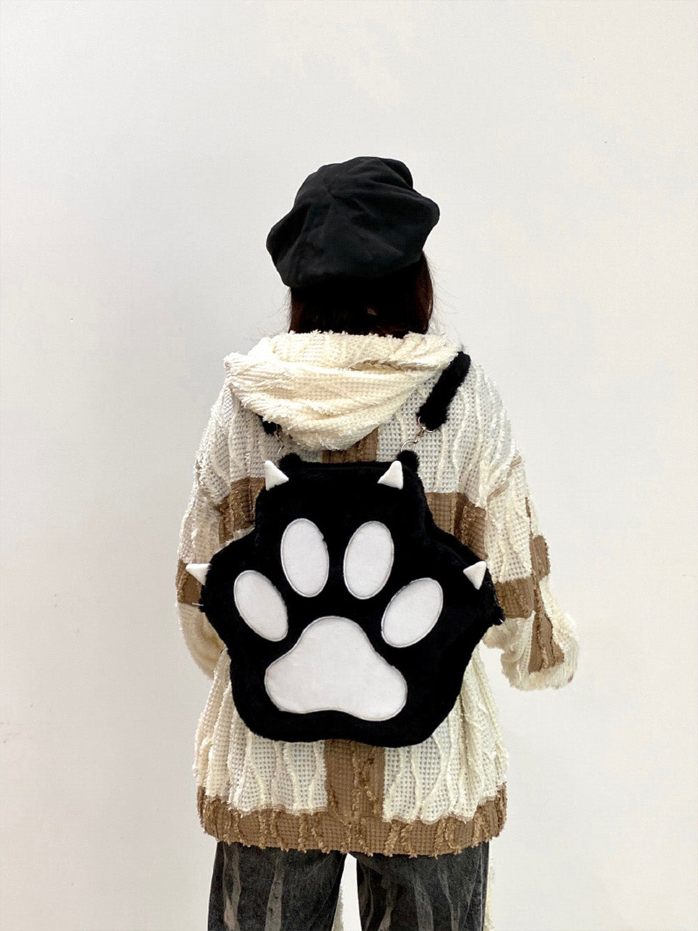 MUKTANK x WHITEHOLE Rebllious Dog Paw Shaped Furry Backpack