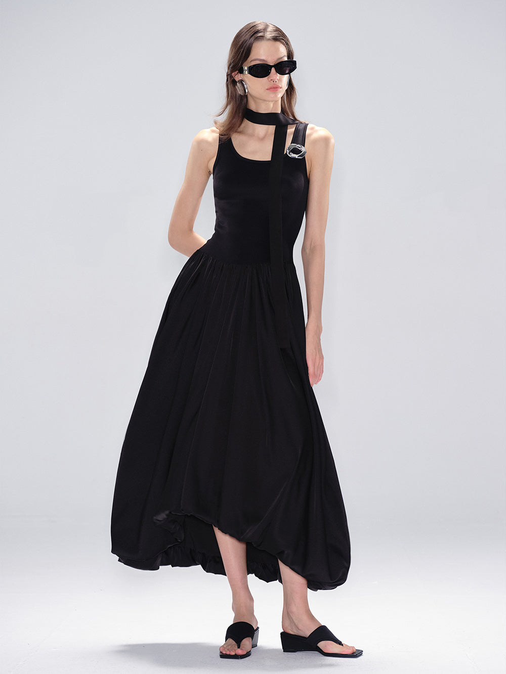 MUKTANK x MODULER Sleeveless Bud Dress with Flowing, Draped Dress