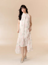 MUKTANK X LOUMUTAKU Floral Halter Neck Lace Beach Dress