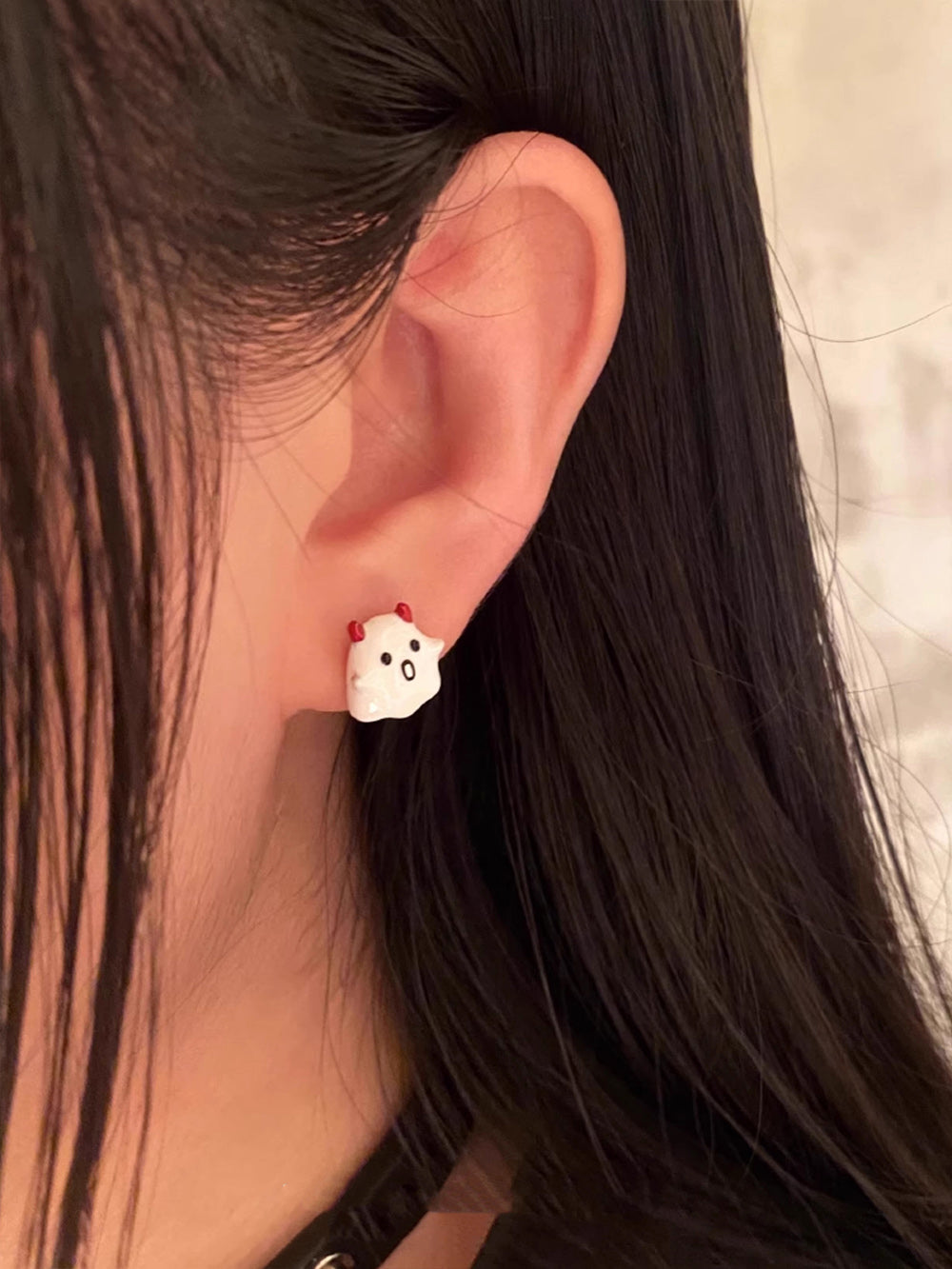 MUKTANK X WHITEHOLE Adorable and Unique Design Silver Needle Earrings