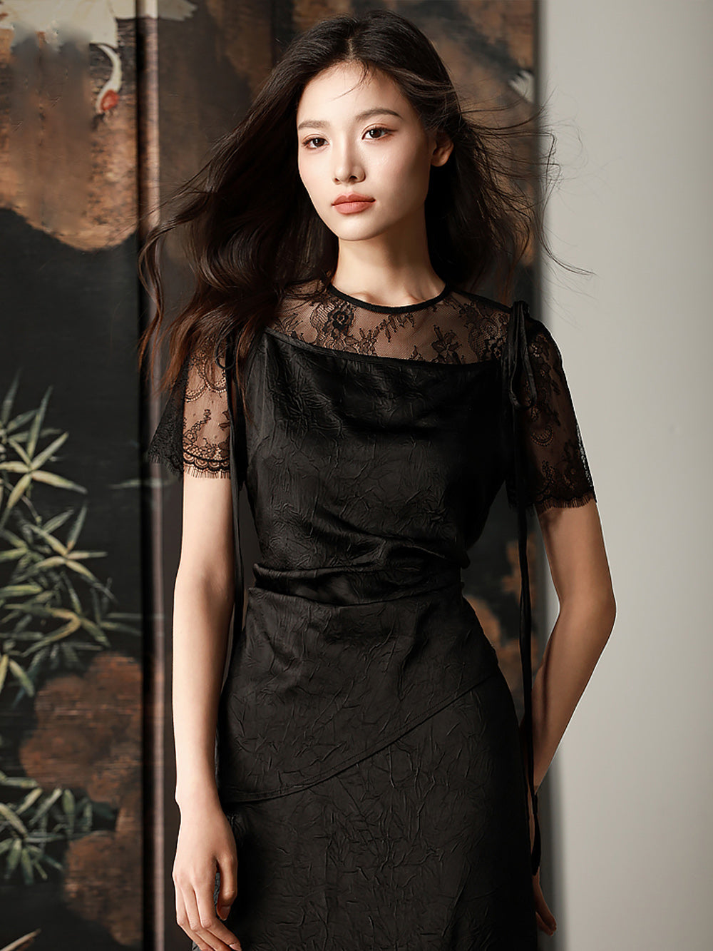 MUKTANK X CUUDICLAB Faux Two-Piece Lace Tie-Up Top
