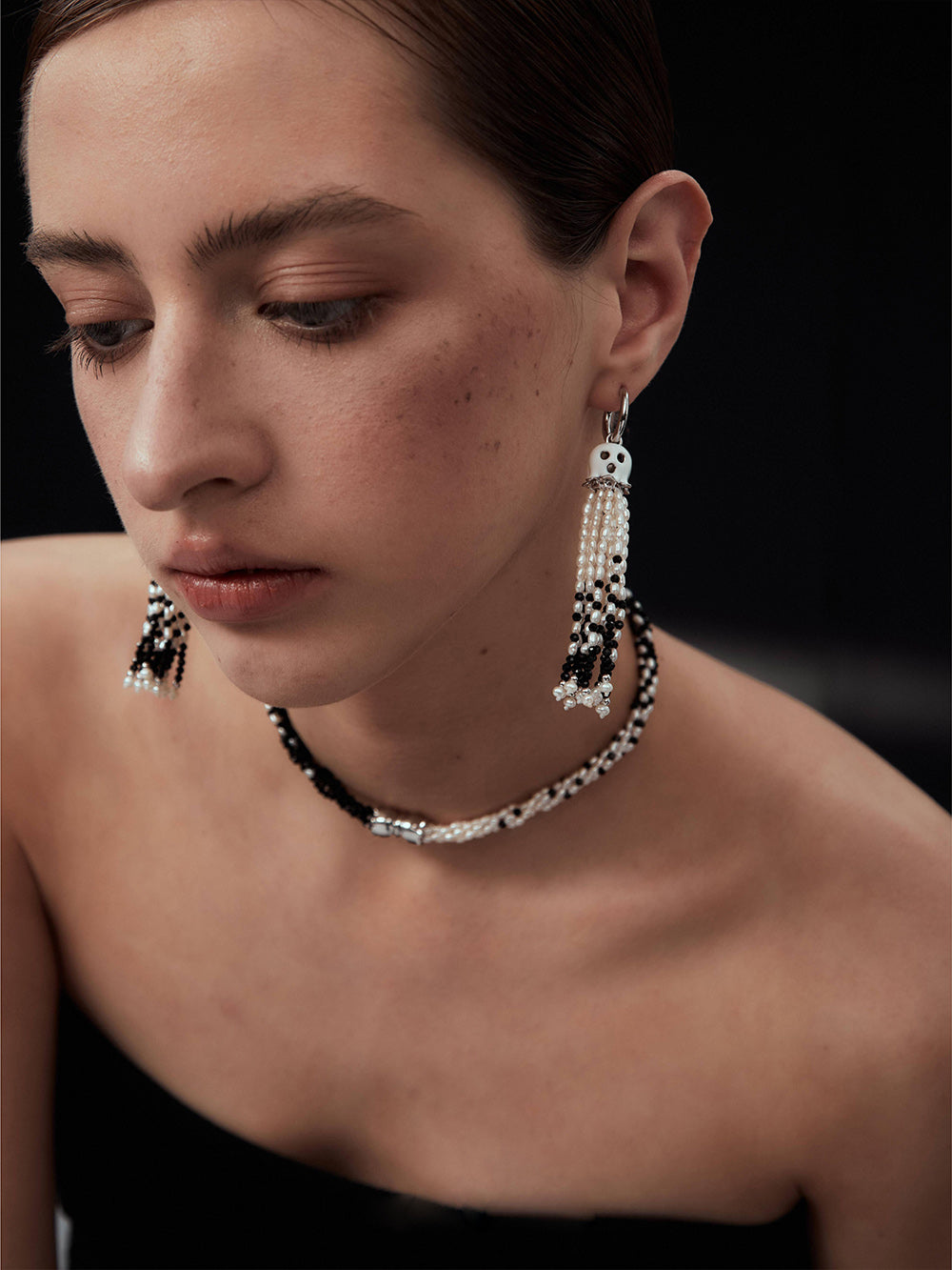MUKTANK xPEARLONA DANGEROUS GARDEN-GHOSTFACE LILY Millet Pearl Tassel Earrings