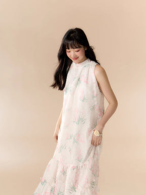 MUKTANK X LOUMUTAKU Floral Halter Neck Lace Beach Dress