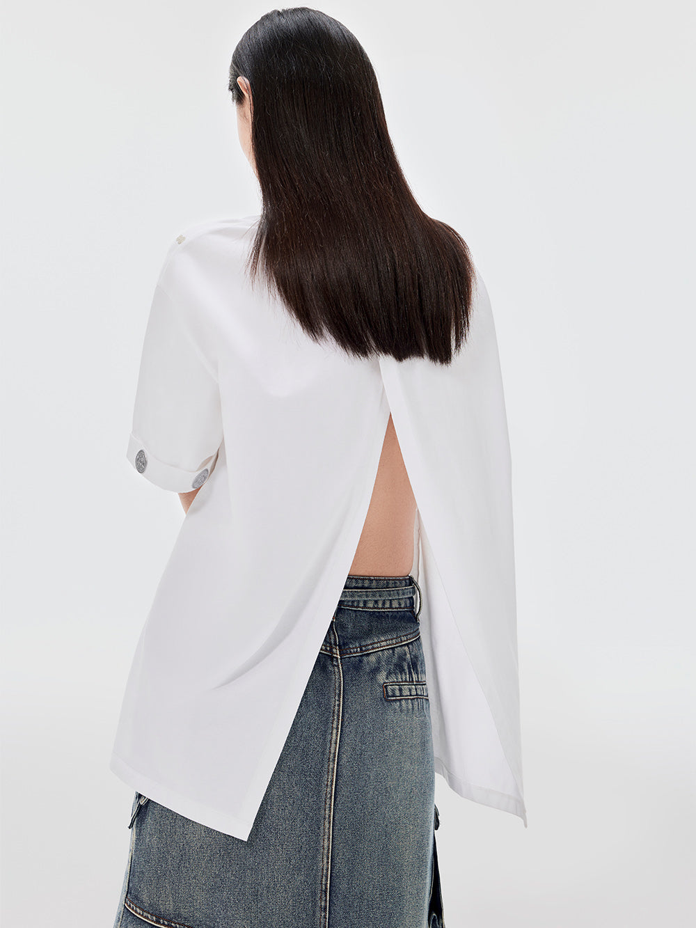 MUKZIN Simple Back Slit T-shirt