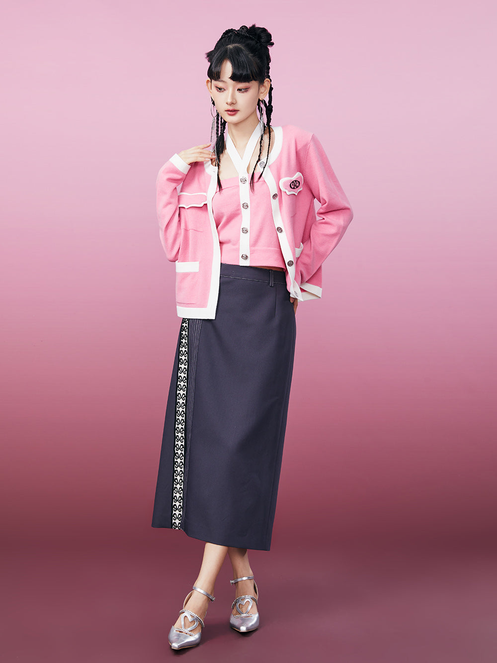 MUKZIN Black and White Chanel-inspired Two-piece Knited Cardigan