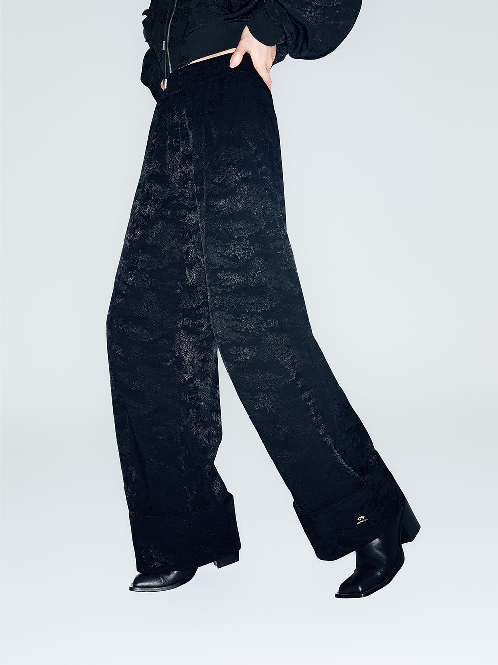 MUKZIN Linglong "Orchid Pavilion" - Elastic Waist Gently Arched Draped Trousers