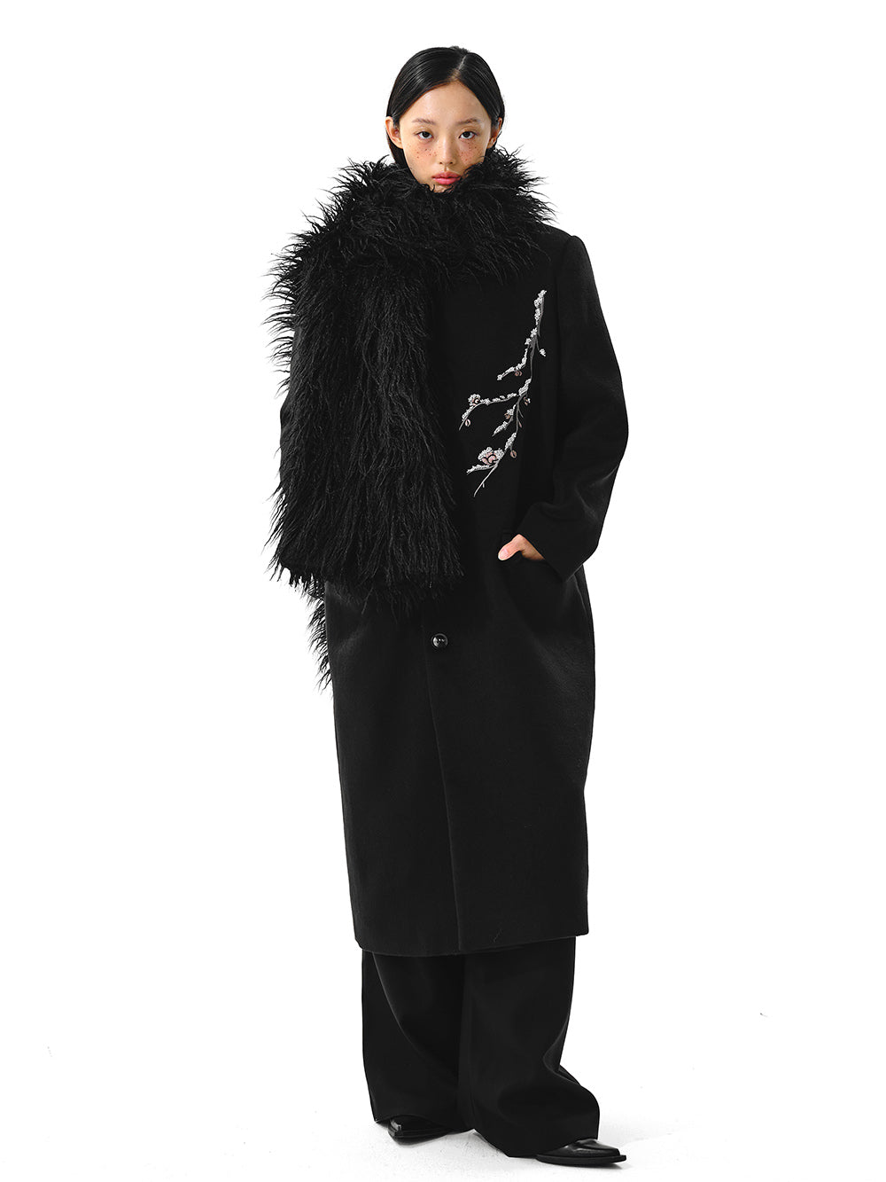 MUKTANK x LOUNUTAKU Neo-Chinese Style Chimonanthus Praecox Embroidered Fur Coat