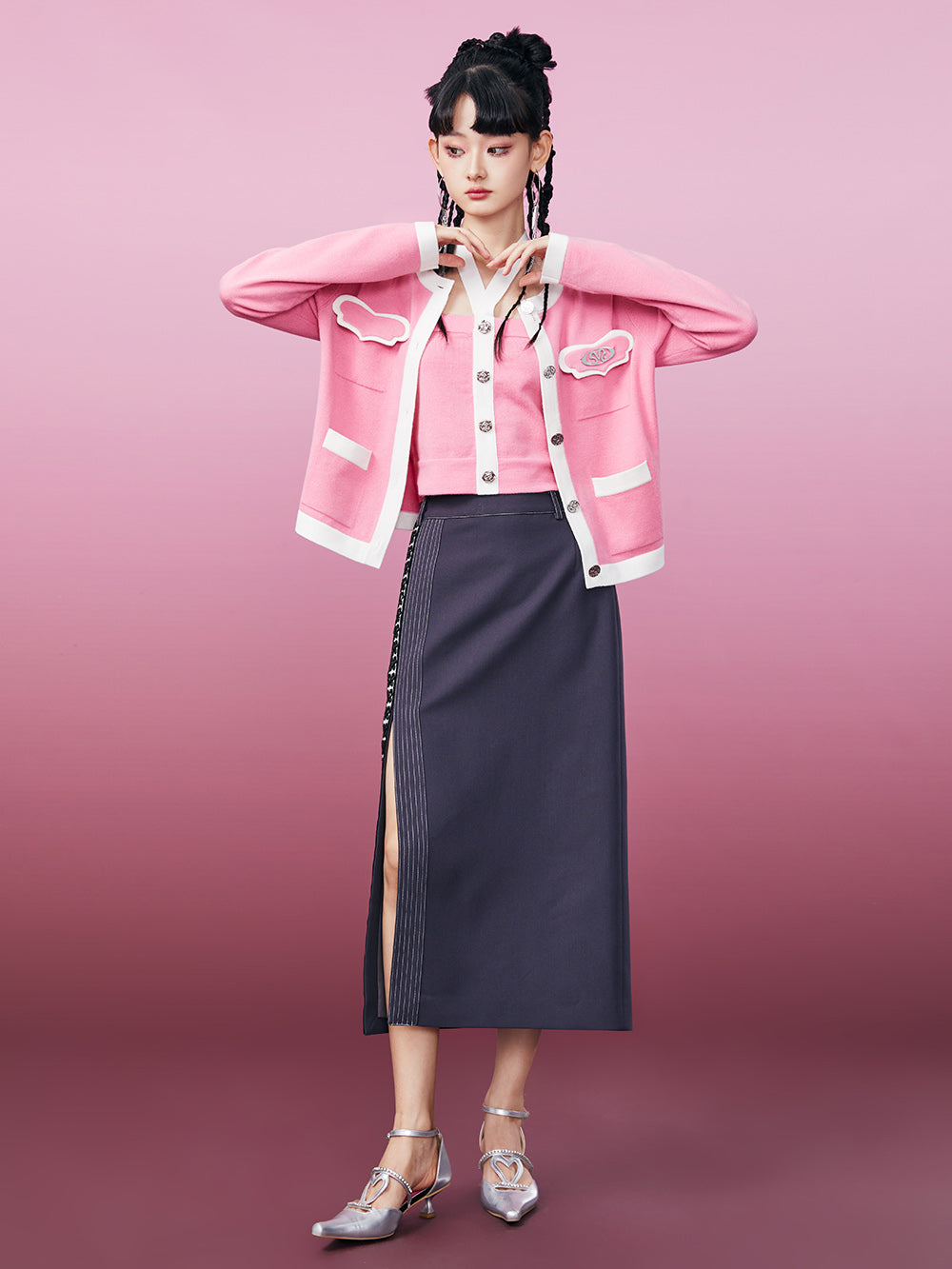MUKZIN Black and White Chanel-inspired Two-piece Knited Cardigan