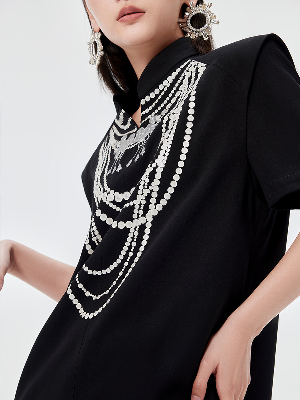 MUKZIN Chinese Style Stand Collar Loose Fashion Rivet Dress