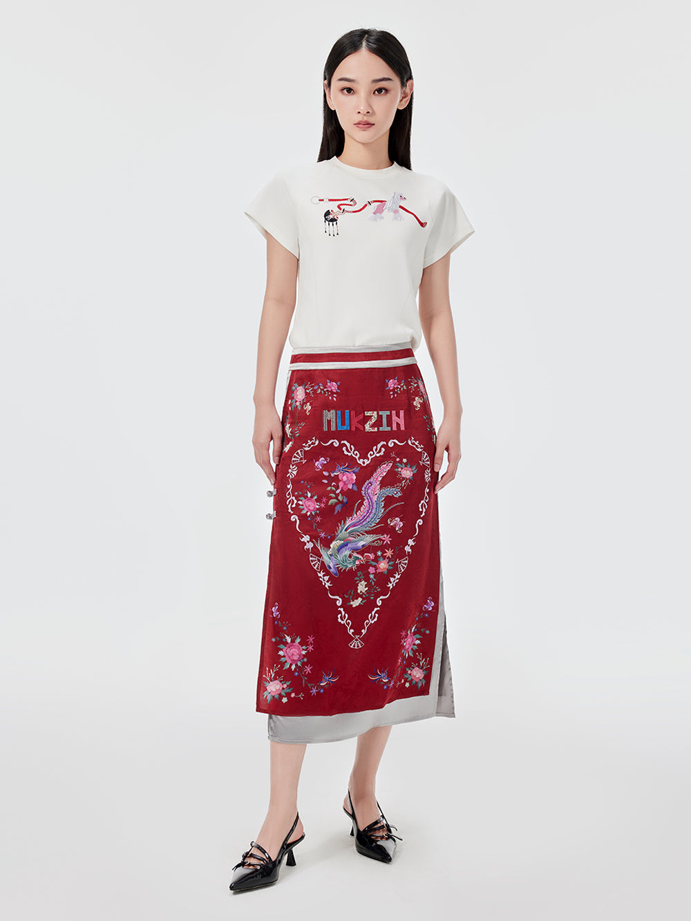 MUKZIN 2-color Loose Embroidered T-shirt