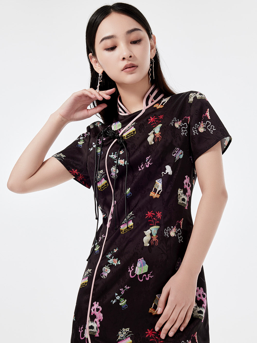 MUKZIN Creative Printed Slit Short-Sleeved Cheongsam