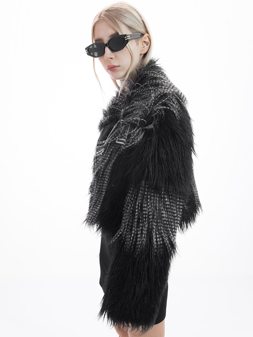 MUKTANK x Jqwention Two Color Spliced Fur Coat