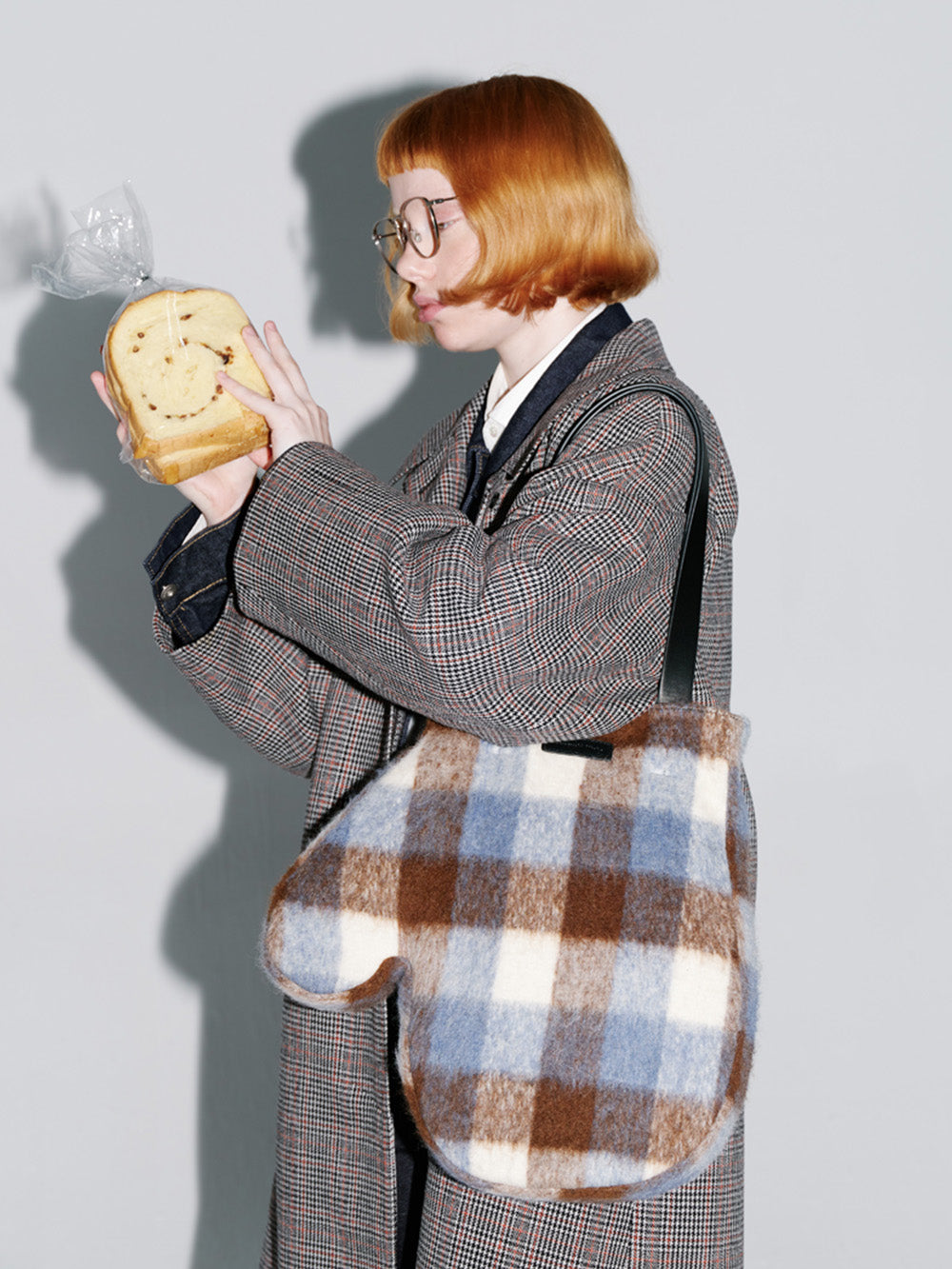 MUKTANK x Yamaguchi Mioko Big Checked/White Glove Bag