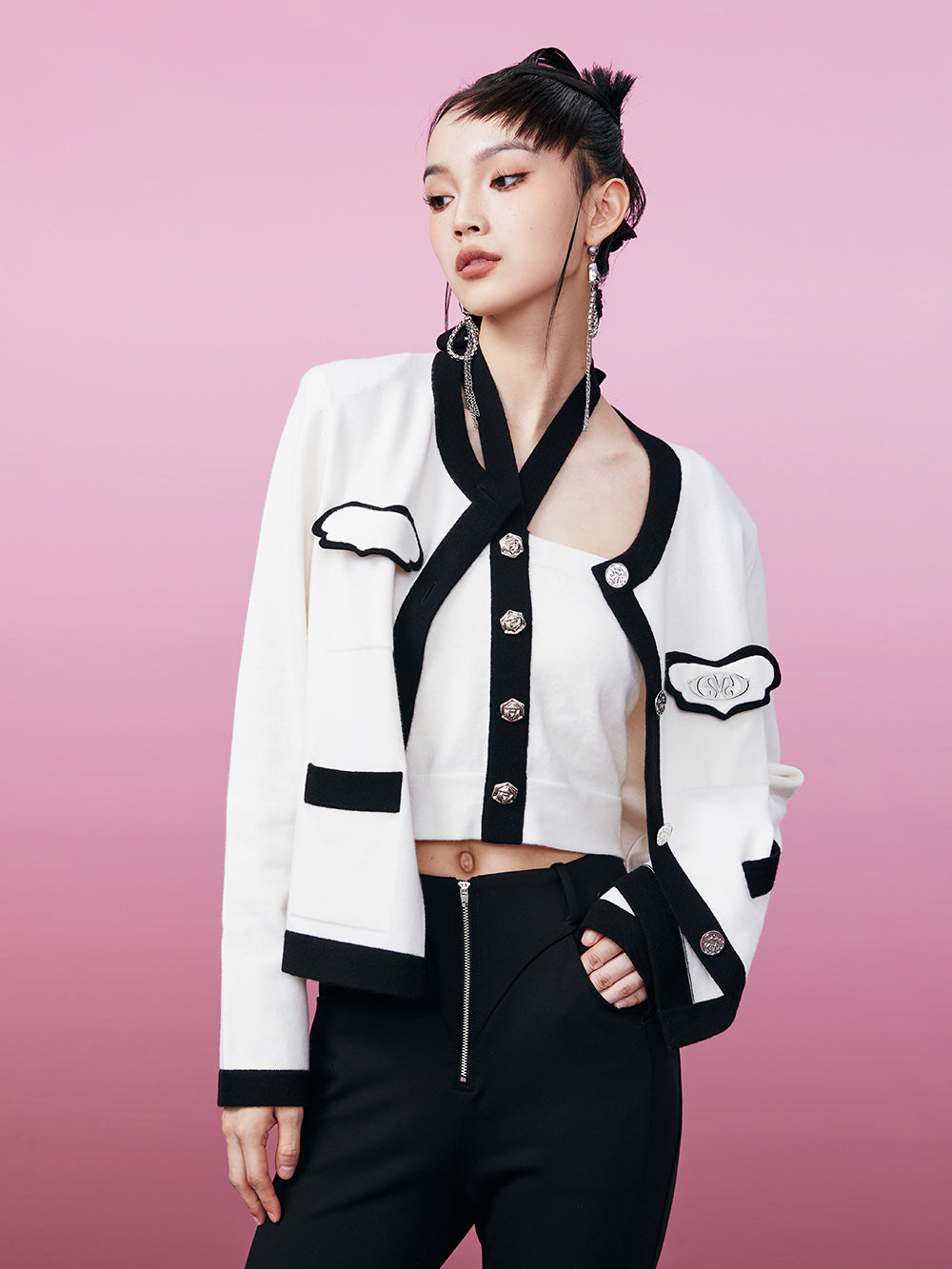 MUKZIN Black and White Chanel-inspired Two-piece Knited Cardigan