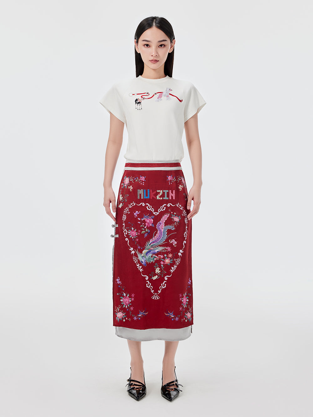 MUKZIN 2-color Loose Embroidered T-shirt