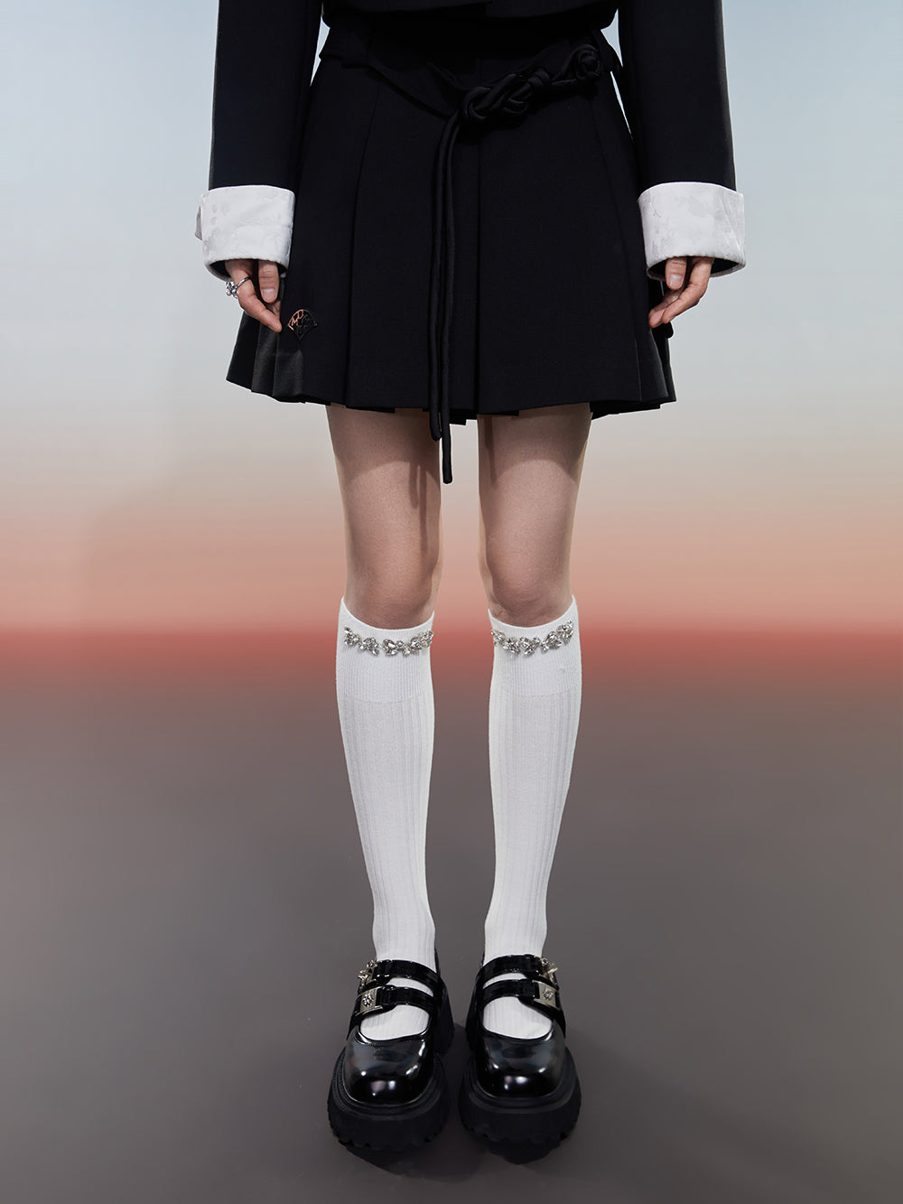MUKZIN Classic Versatile Black Slimming Pleated Skirt