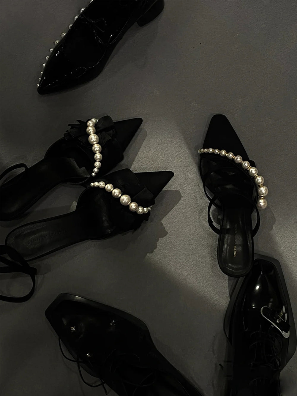 MUKTANK×OUVRIR LA BOITE Masked Ball + Lady Pearls Decorated Sandals