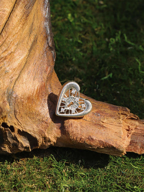 MUKTANK×SUN HUNTER Lace heart lock stud earrings