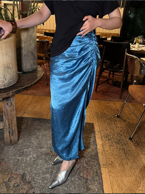 MUKZIN“Capsule Collection”Blue pleated midi skirt