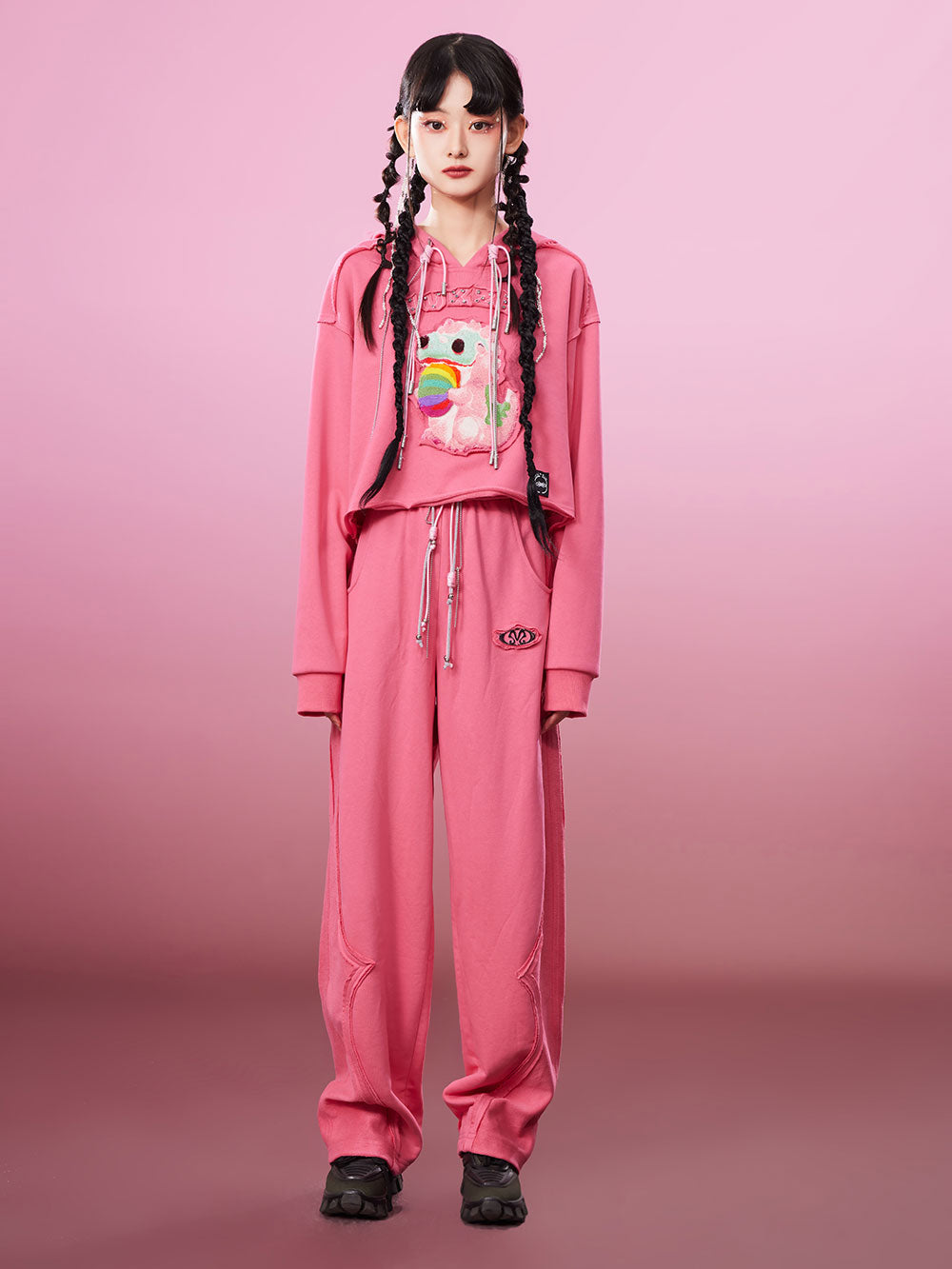 MUKZIN Pink Cute Embroidered Campus Style Sweatshirt