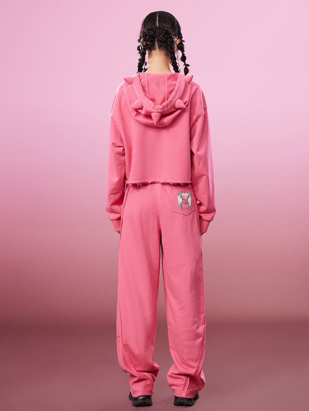 MUKZIN Pink Cute Embroidered Campus Style Sweatshirt