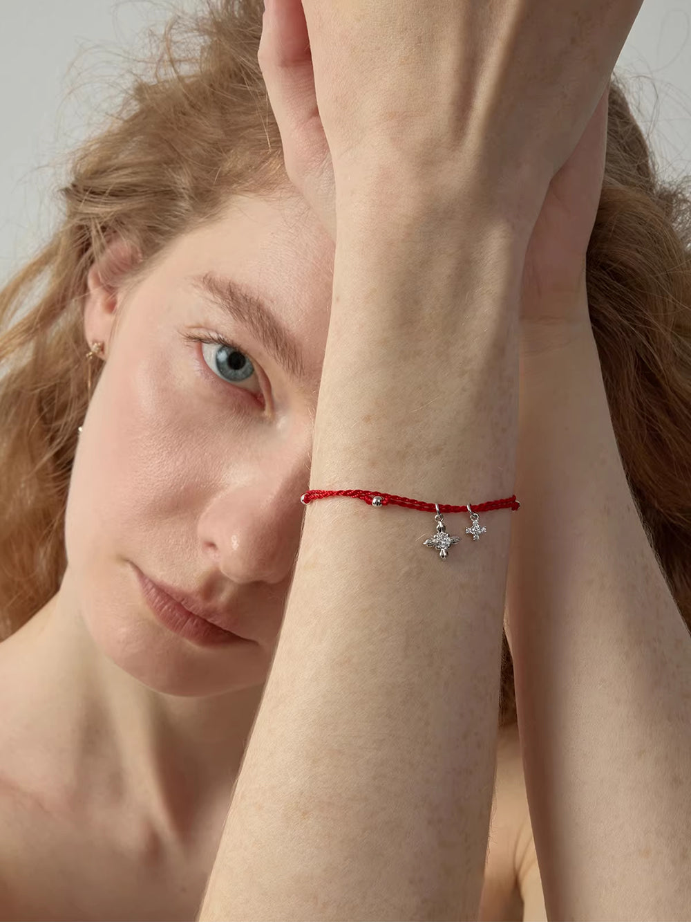 MUKTANK × SUN HUNTER Iris Double Flower Double-Layer Red String Bracelet