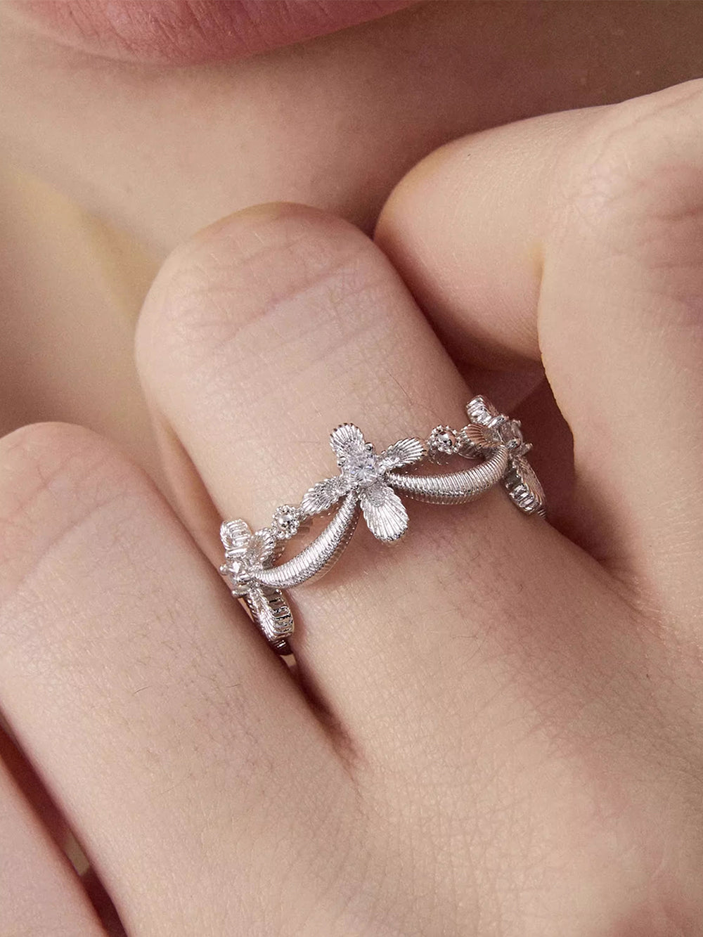 MUKTANK×SUN HUNTER Lace cross full-circle ring