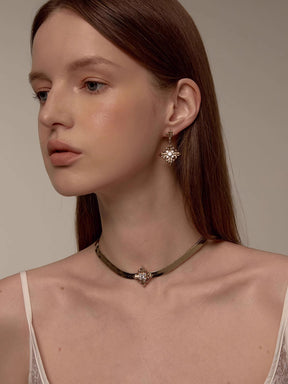 MUKTANK×SUN HUNTER Iris-themed Snake Bone-style Neck Chain