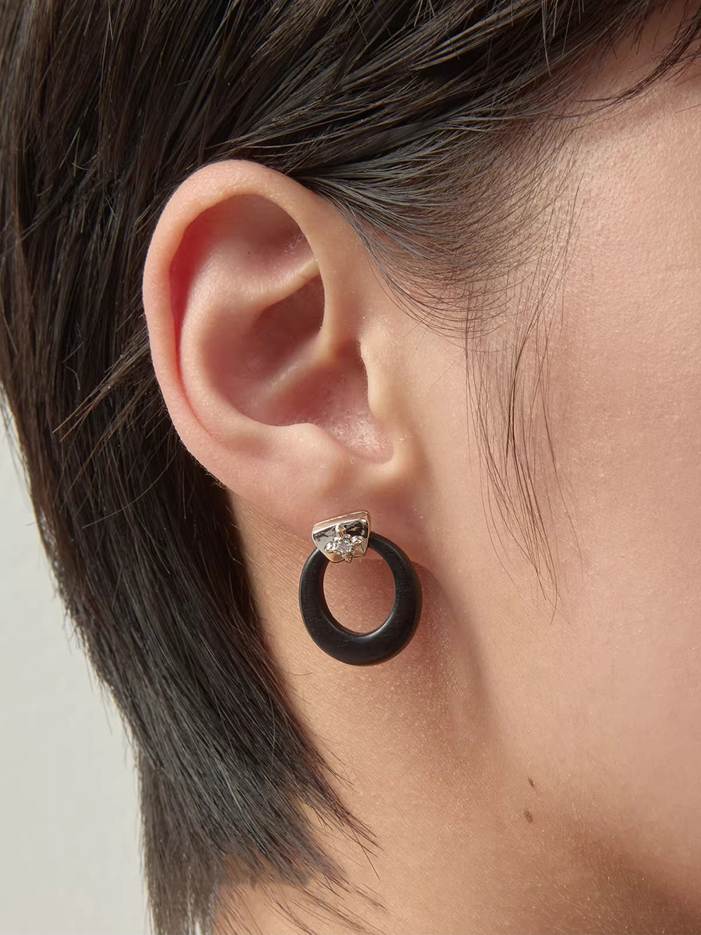 MUKTANK×SUN HUNTER Wooden Ring Iris Stud Earrings