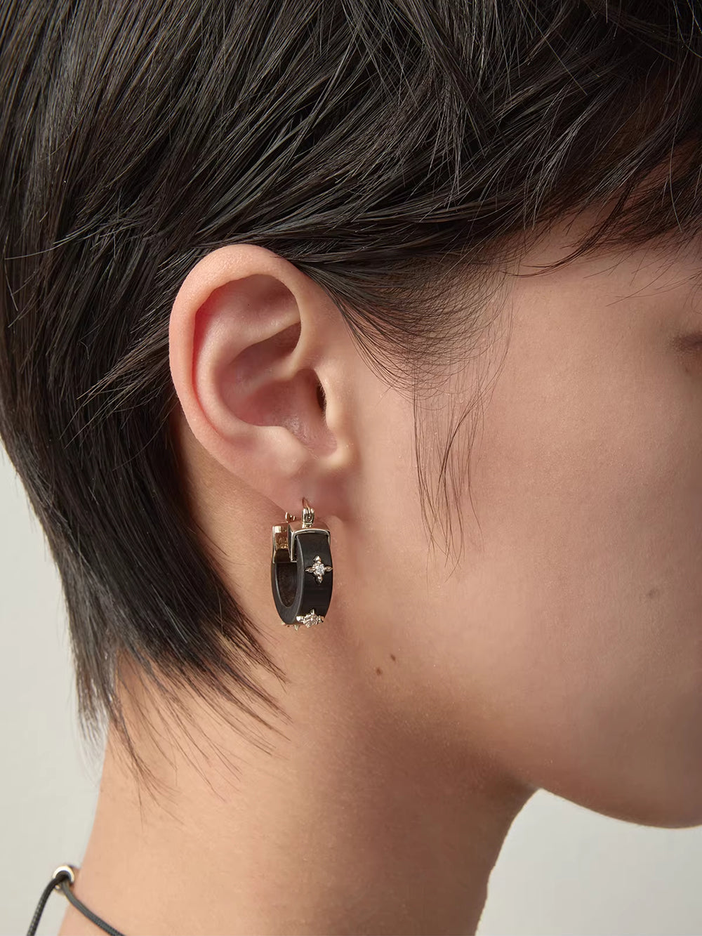 MUKTANK×SUN HUNTER Wooden Iris Hoop Earrings