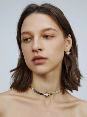 MUKTANK×SUN HUNTER Iris-shaped Square Earrings