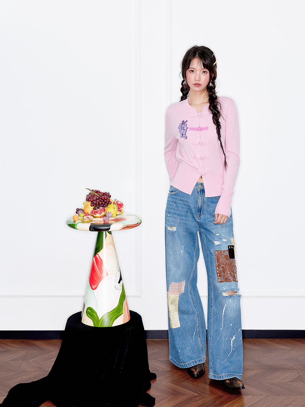 MUKZIN“Capsule Collection”Elegant Color - Blocked Fruit Embroidery Fake Two - Piece Sweatshirt (Copy)