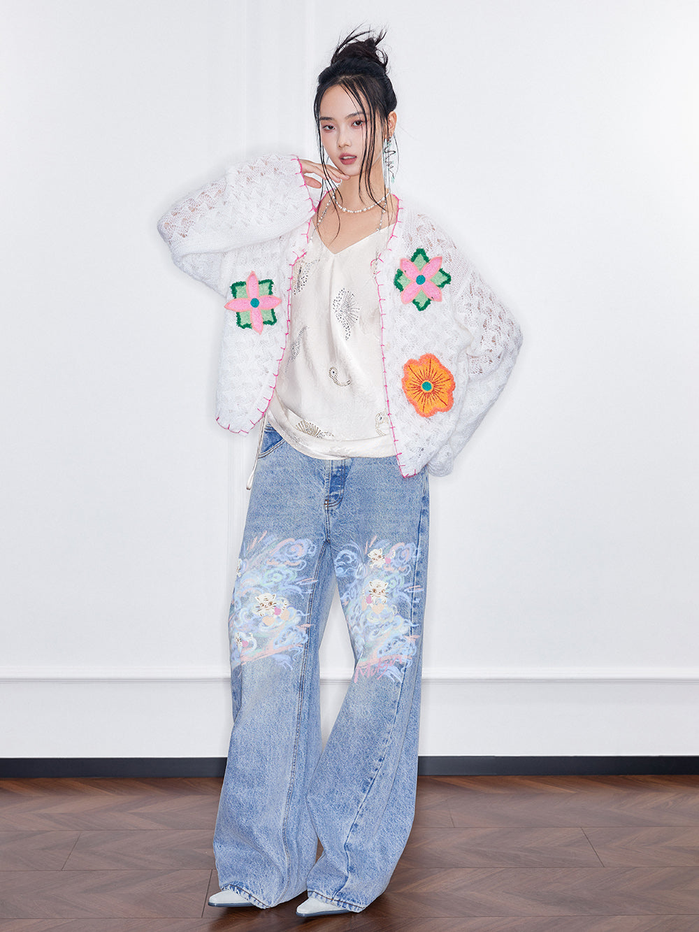 MUKZIN SpringPrelude “Chunjiao” Vintage Hollow-out Knitted Cardigan
