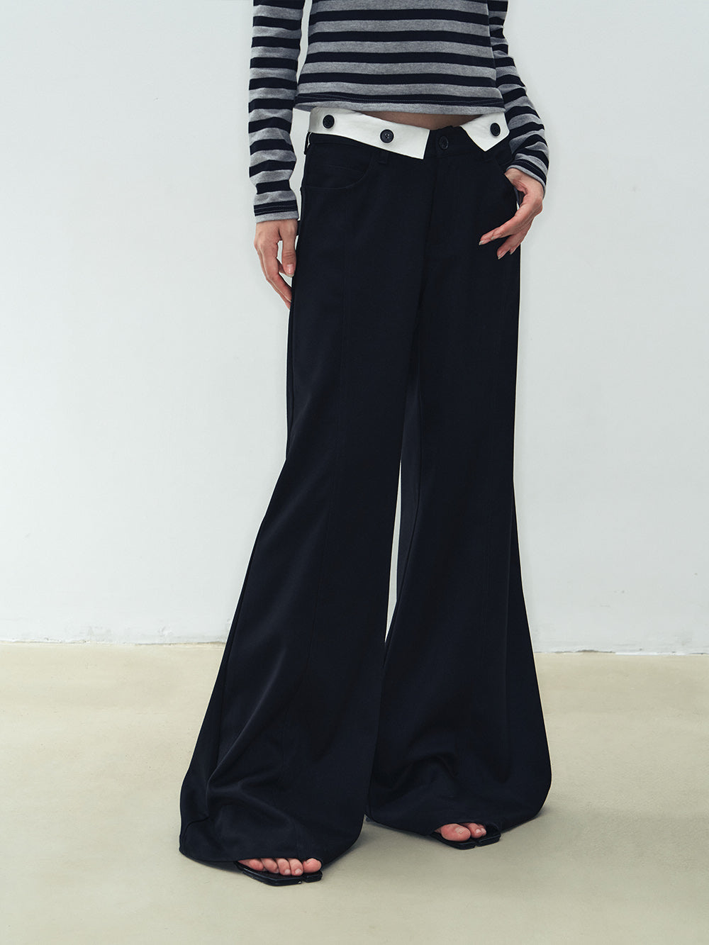 MUKTANK X WESAME Flared Wide-leg Trousers