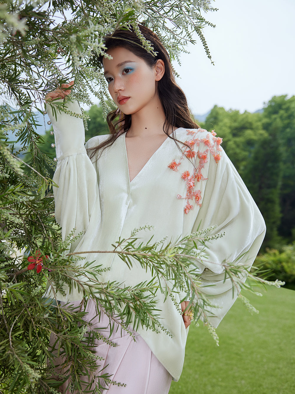 MUKZIN×Capsule Collection New Chinese-Style Silk Stand Collar Jacket with Tassels – Green