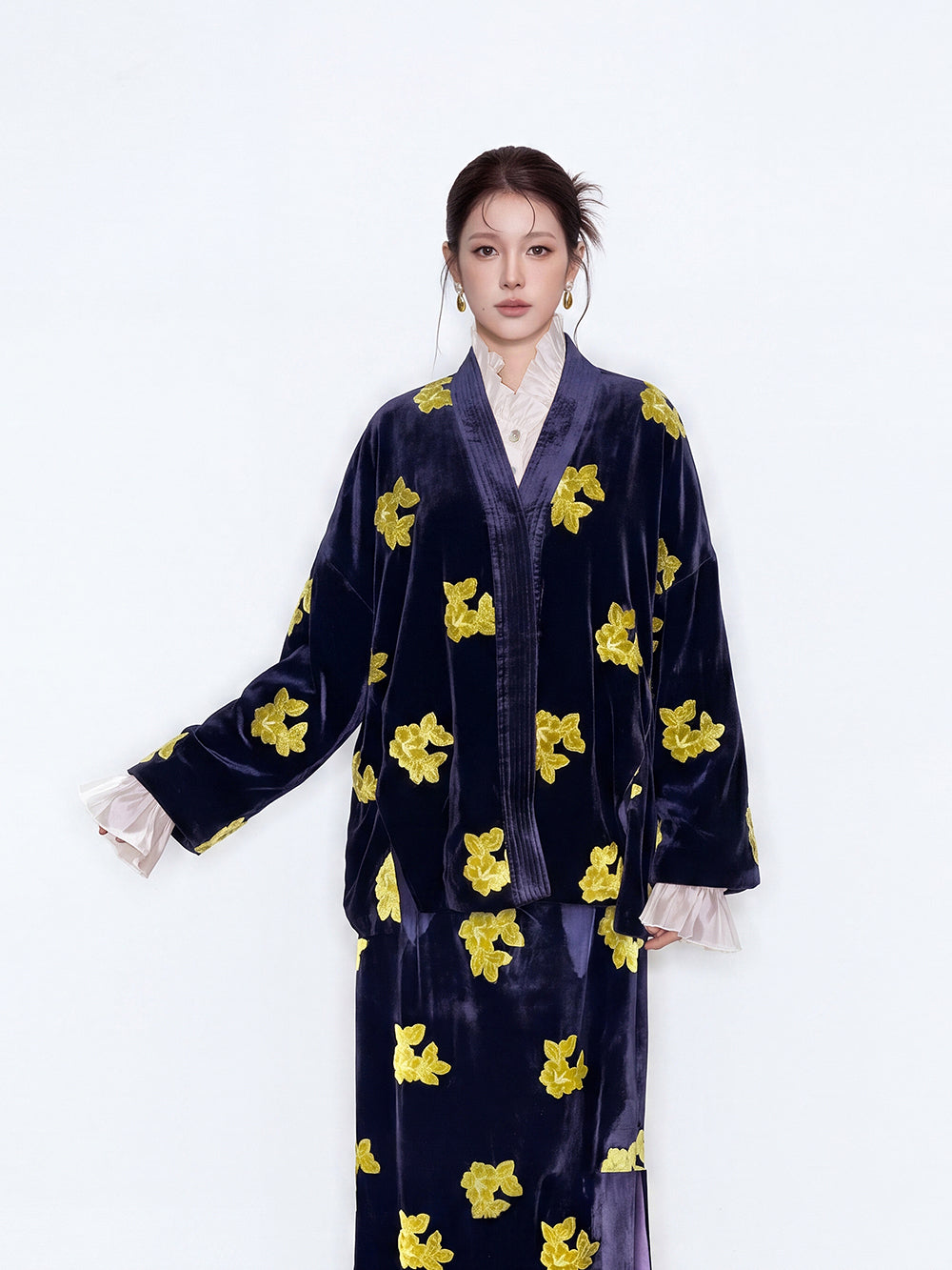 MUKZIN×Flourishing New Chinese-Style Vintage Silk Velvet V-Neck Jacket
