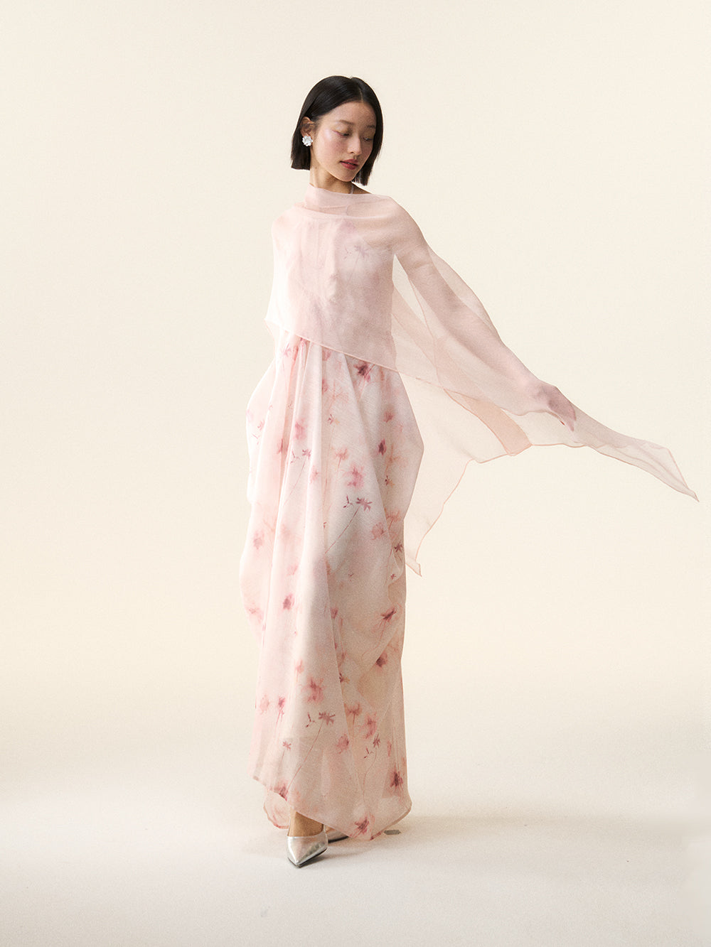 MUKTANK×LOUMUTAKU Halter-neck Dress in the Shape of a Vase
